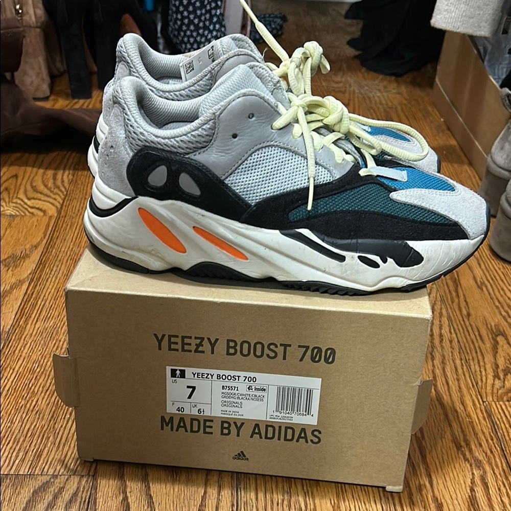 Adidas Yeezy Boost 700 Sneakers